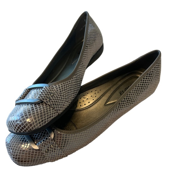 Trotters Sizzle Signature FlT w: Multi metallic embossed fabric Size 11SS - Picture 6 of 10